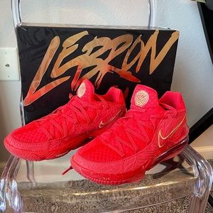 Nike Lebron XVII Low PH